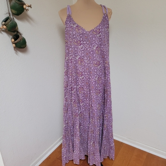Garnet Hill Dresses & Skirts - Garnet Hill Lavender Floral Maxi Dress with Twisted Straps